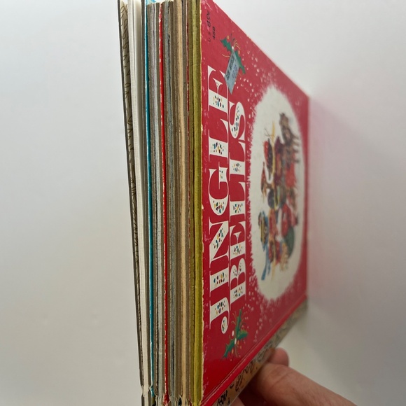 Vintage Little Golden Books Christmas lot of 5 - Picture 3 of 14